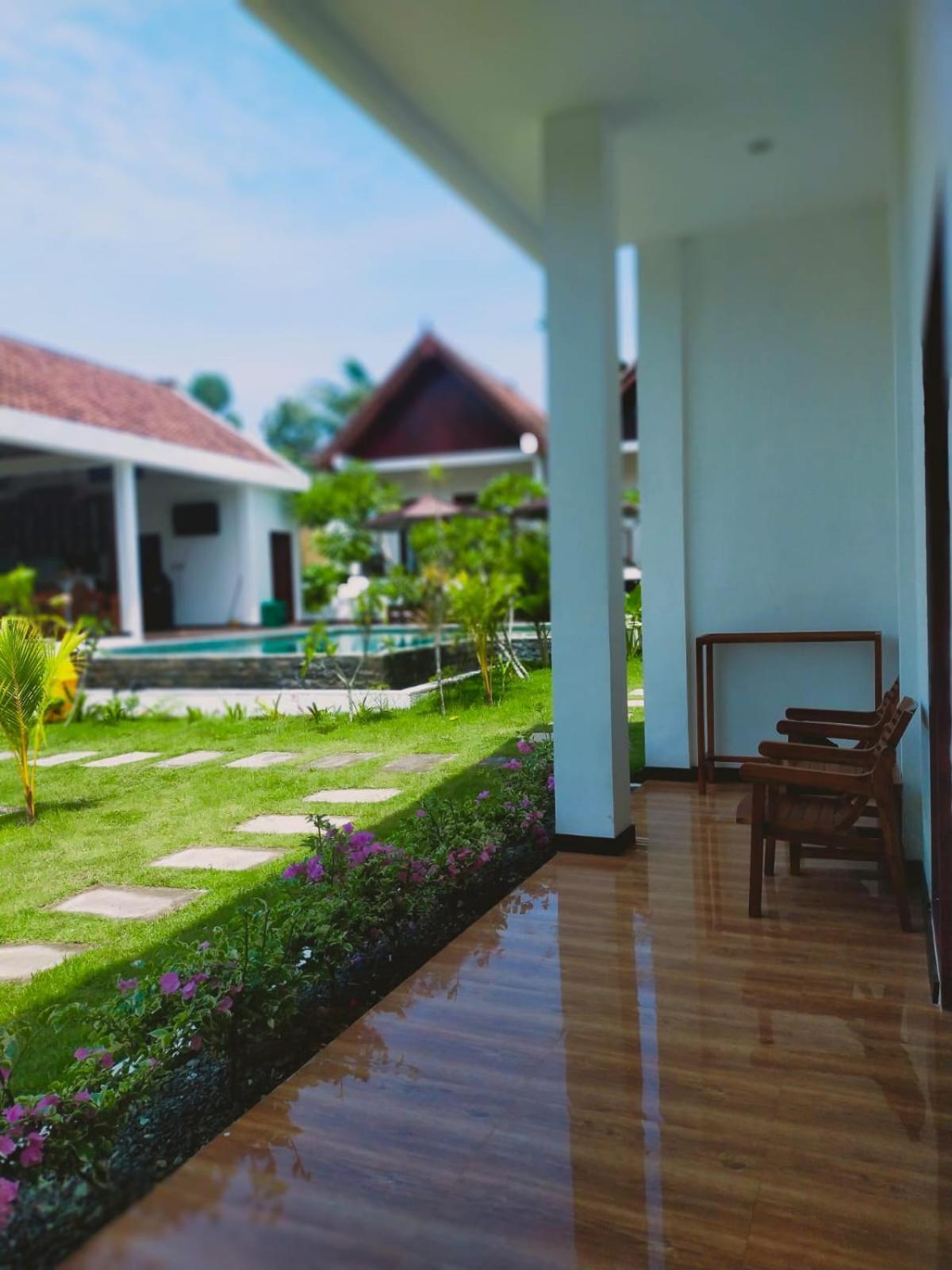 The Local Are Guling Villa Kuta  Exterior photo